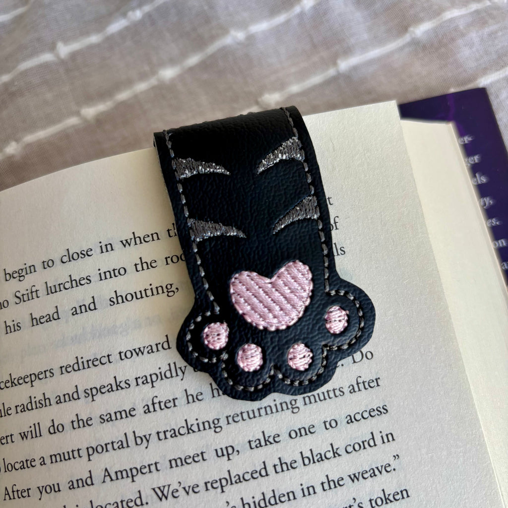 Toe Beans Magnetic Bookmark