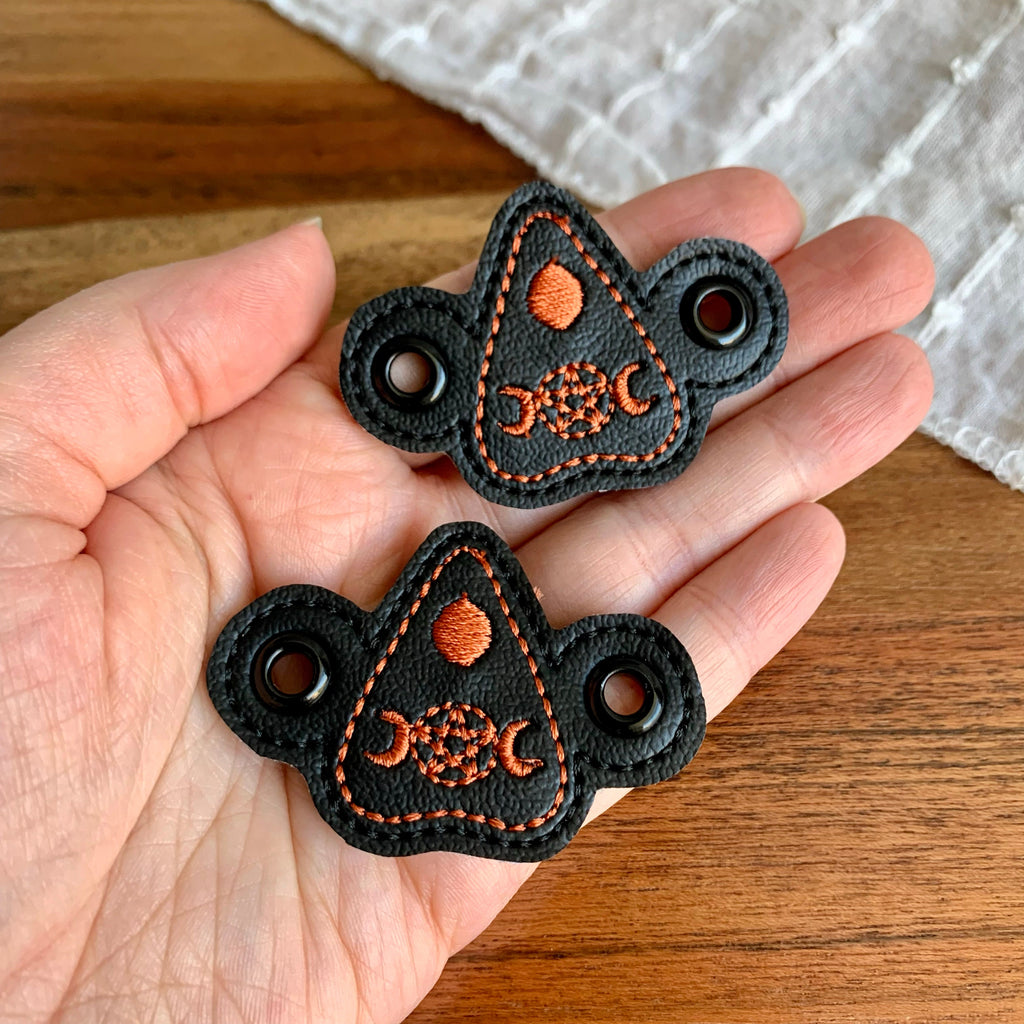 Plachette Shoe Charms