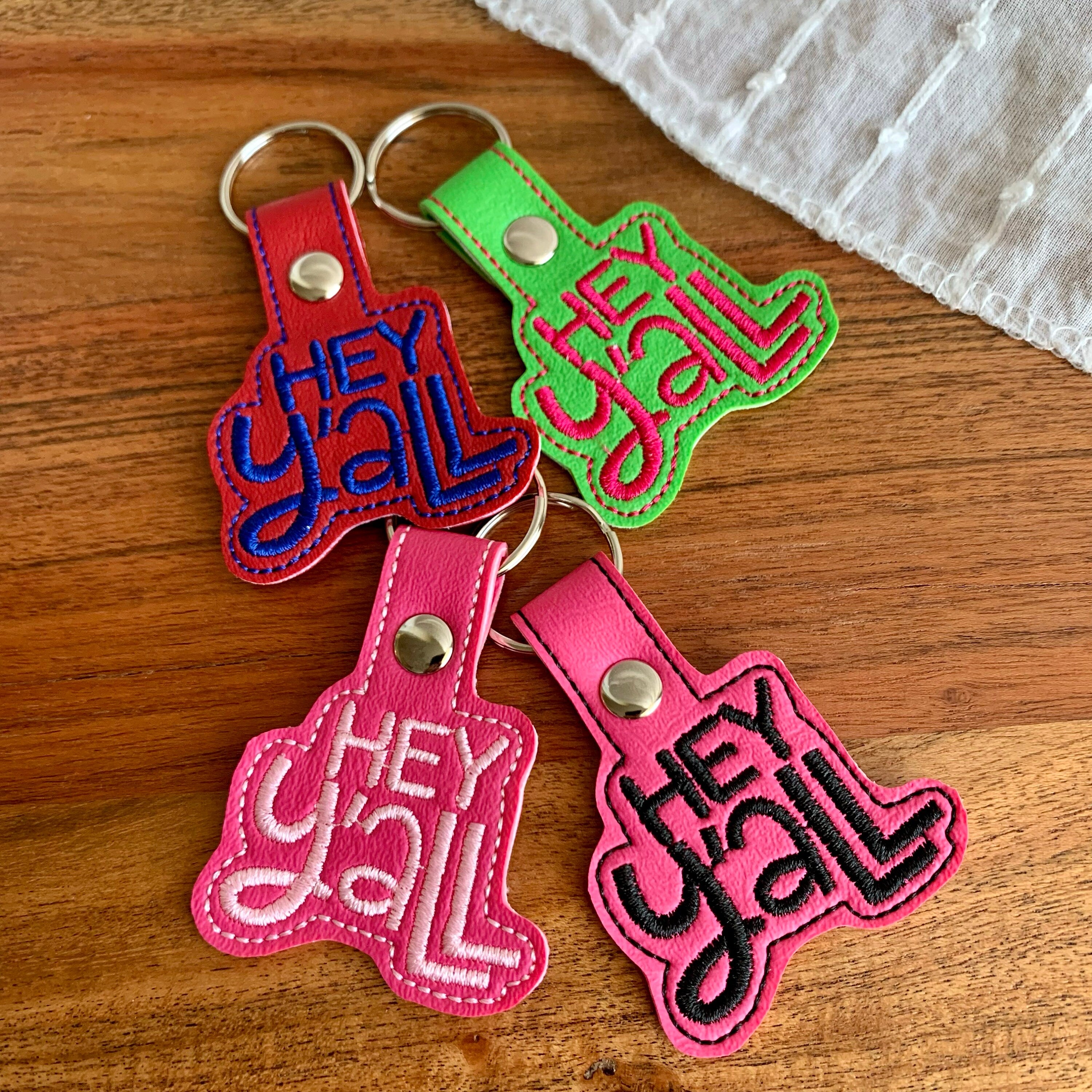 Hey Y'all Keychain