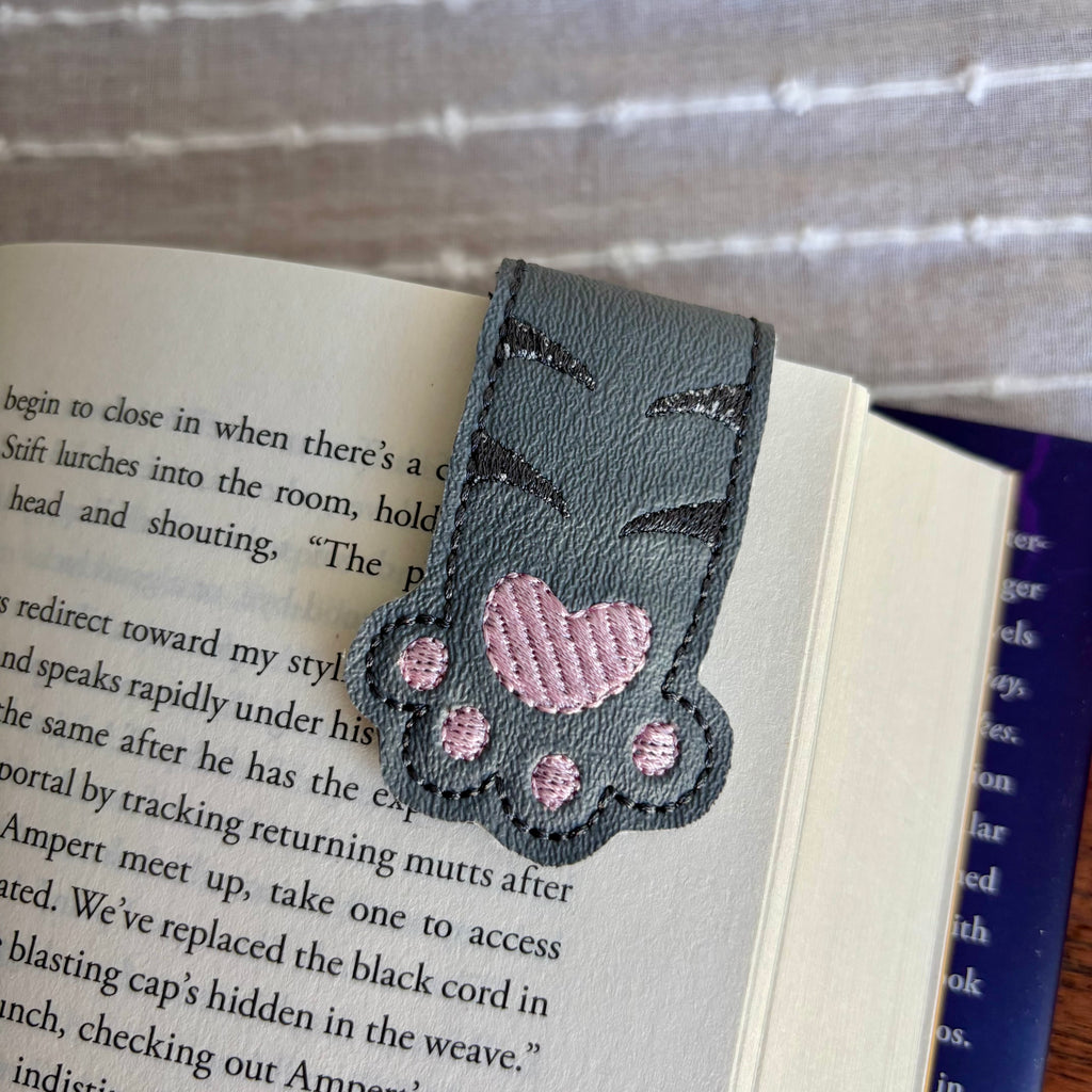 Toe Beans Magnetic Bookmark