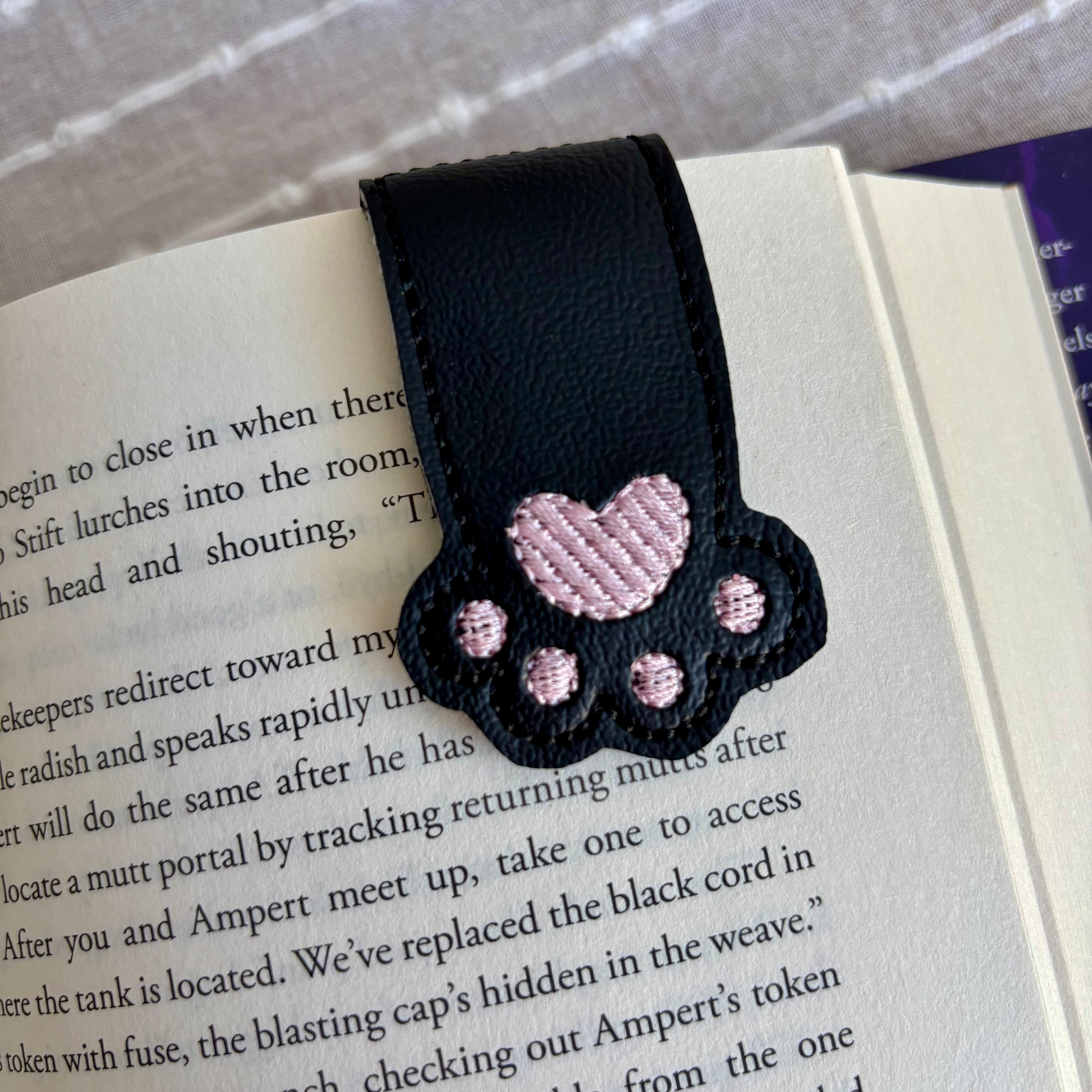 Toe Beans Magnetic Bookmark