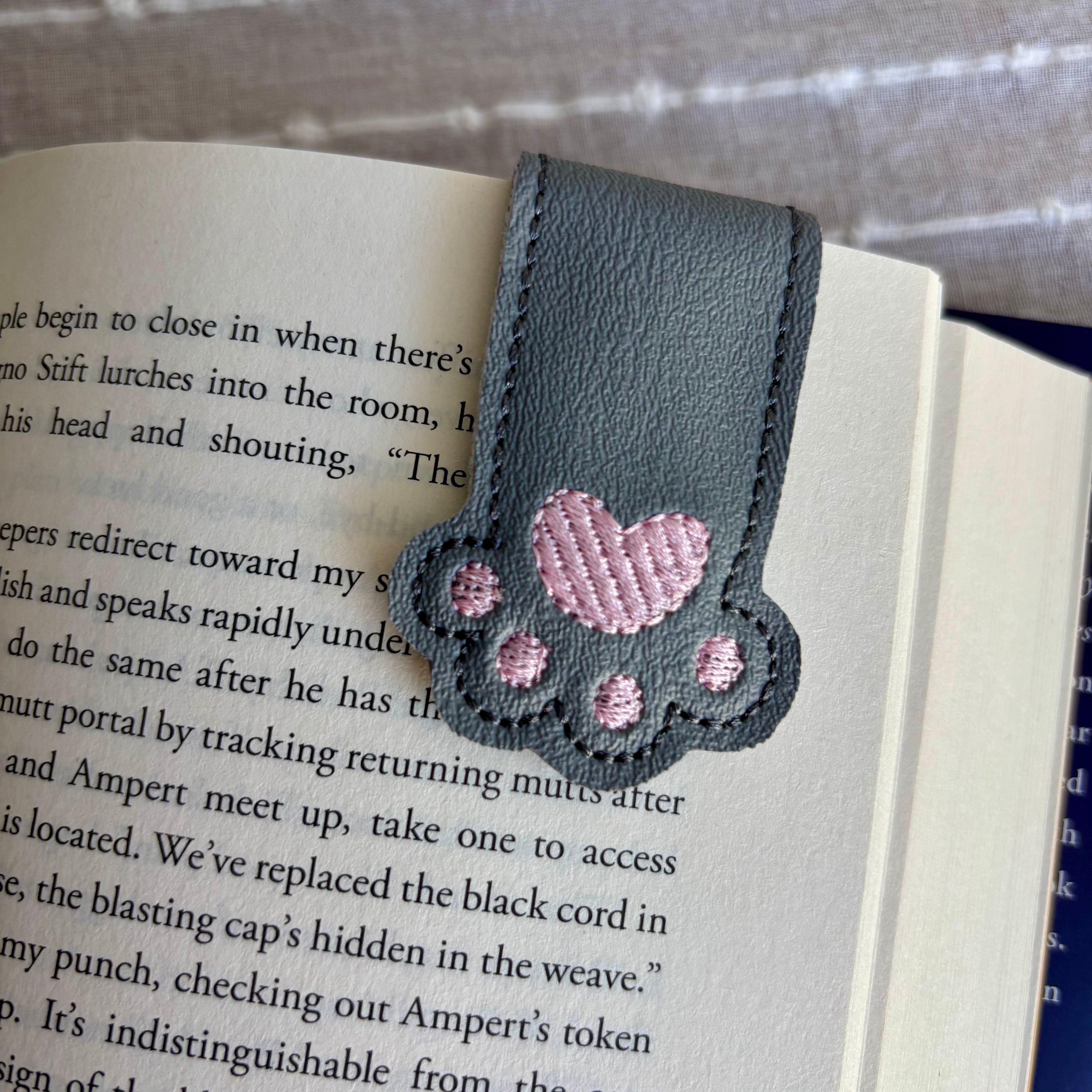 Toe Beans Magnetic Bookmark