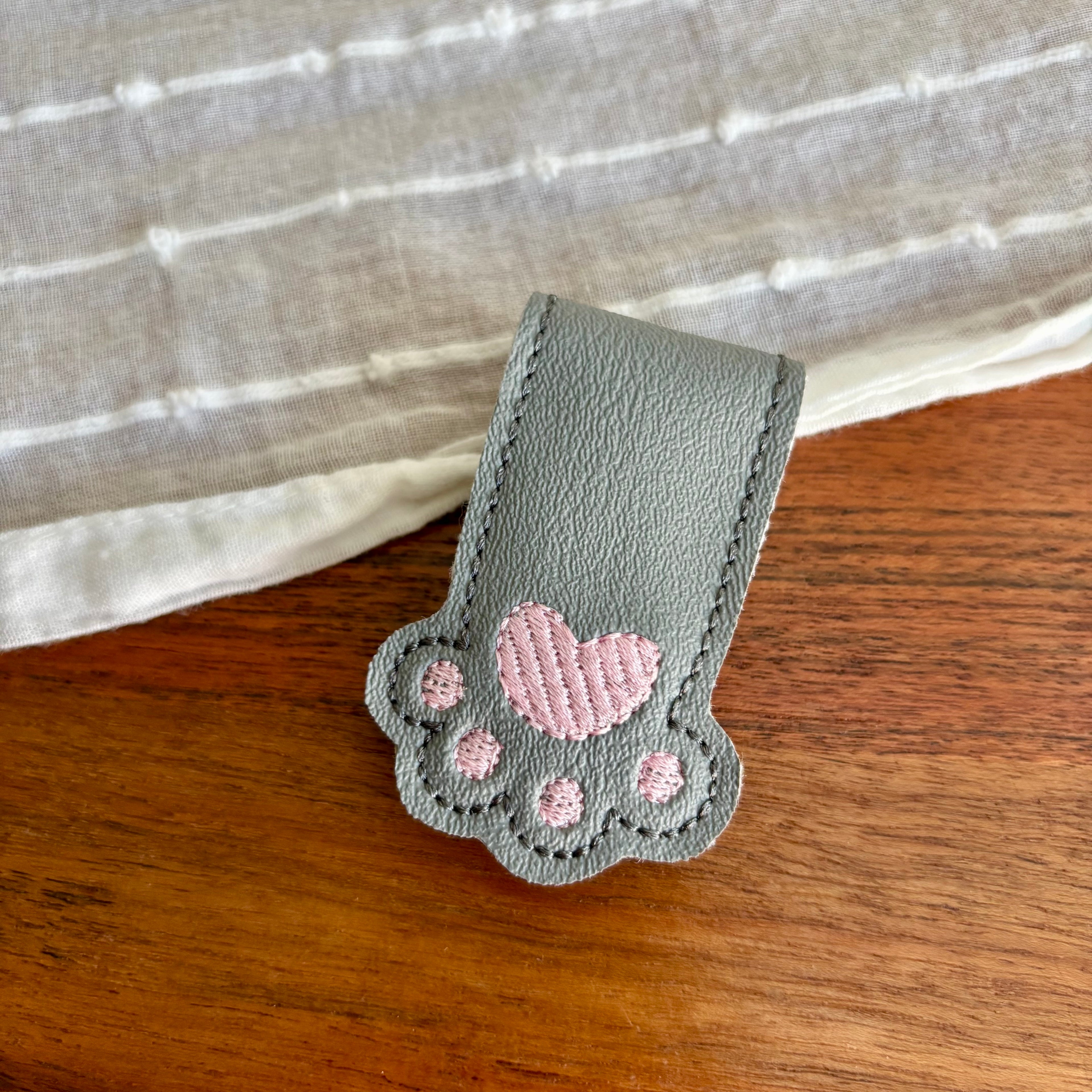 Toe Beans Magnetic Bookmark