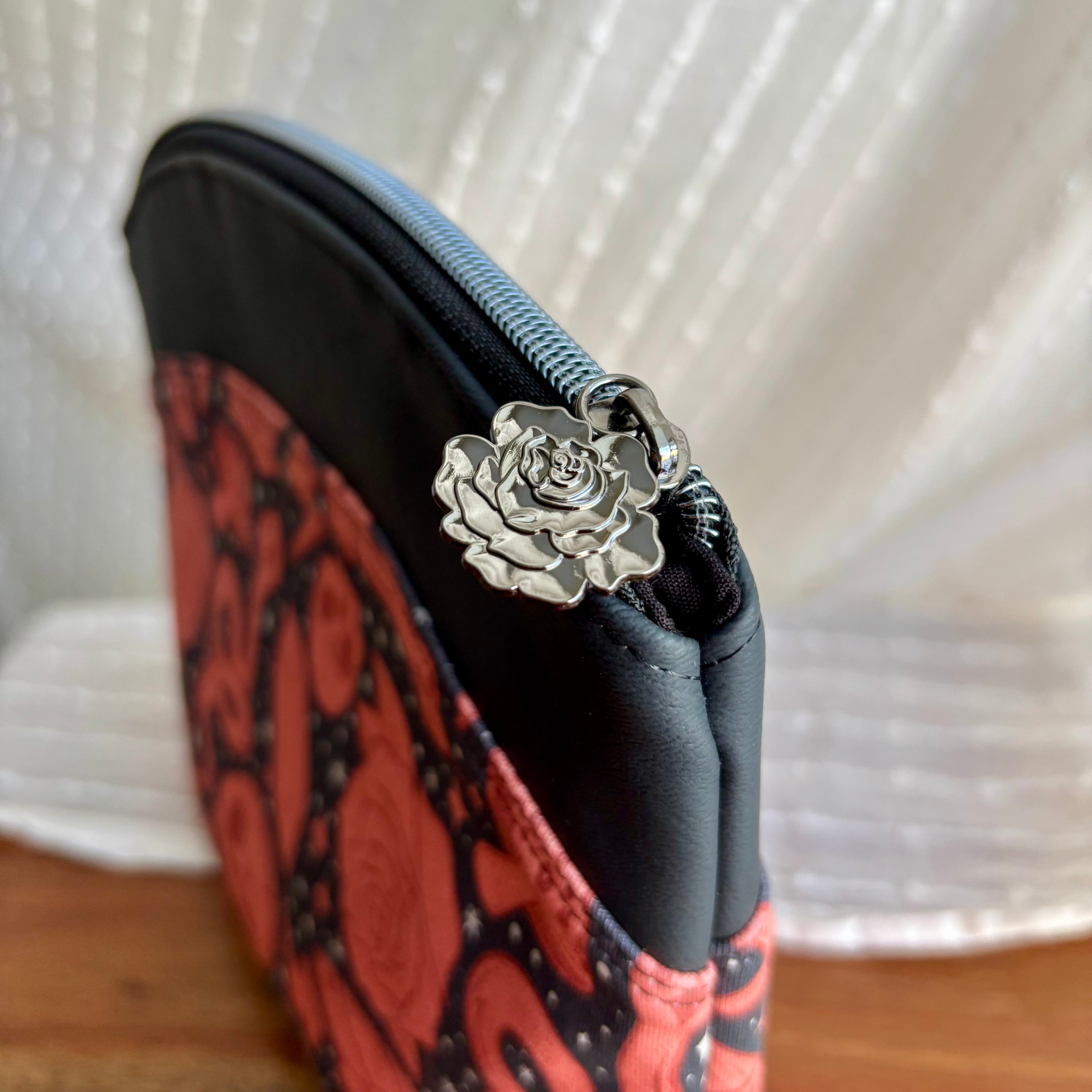 Flash Art Posh Makeup Bag