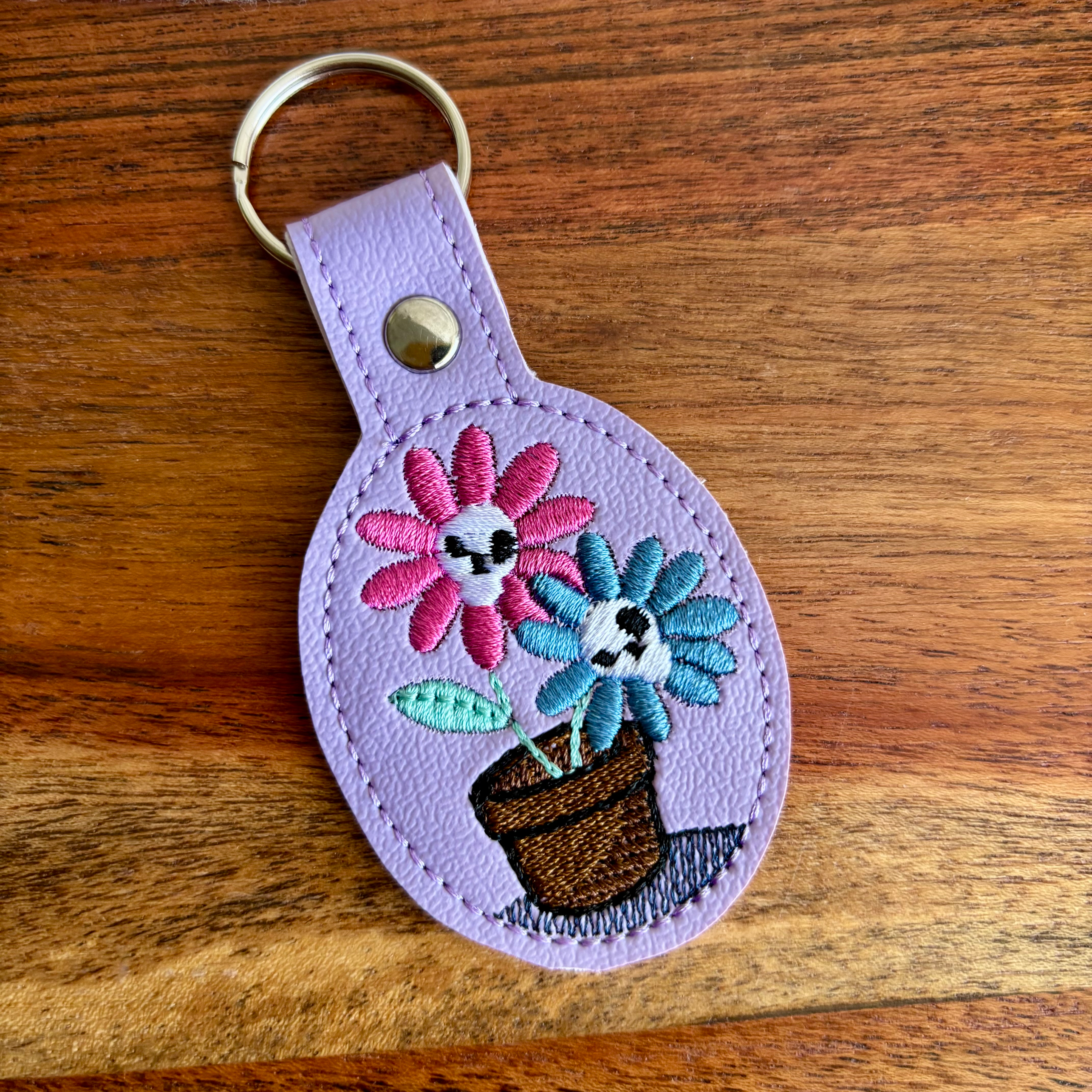 Skull Flowers Keychain