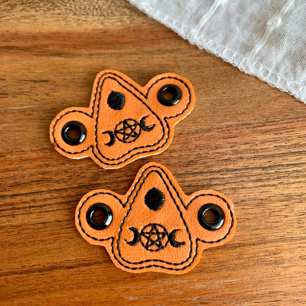 Planchette Shoe Charms