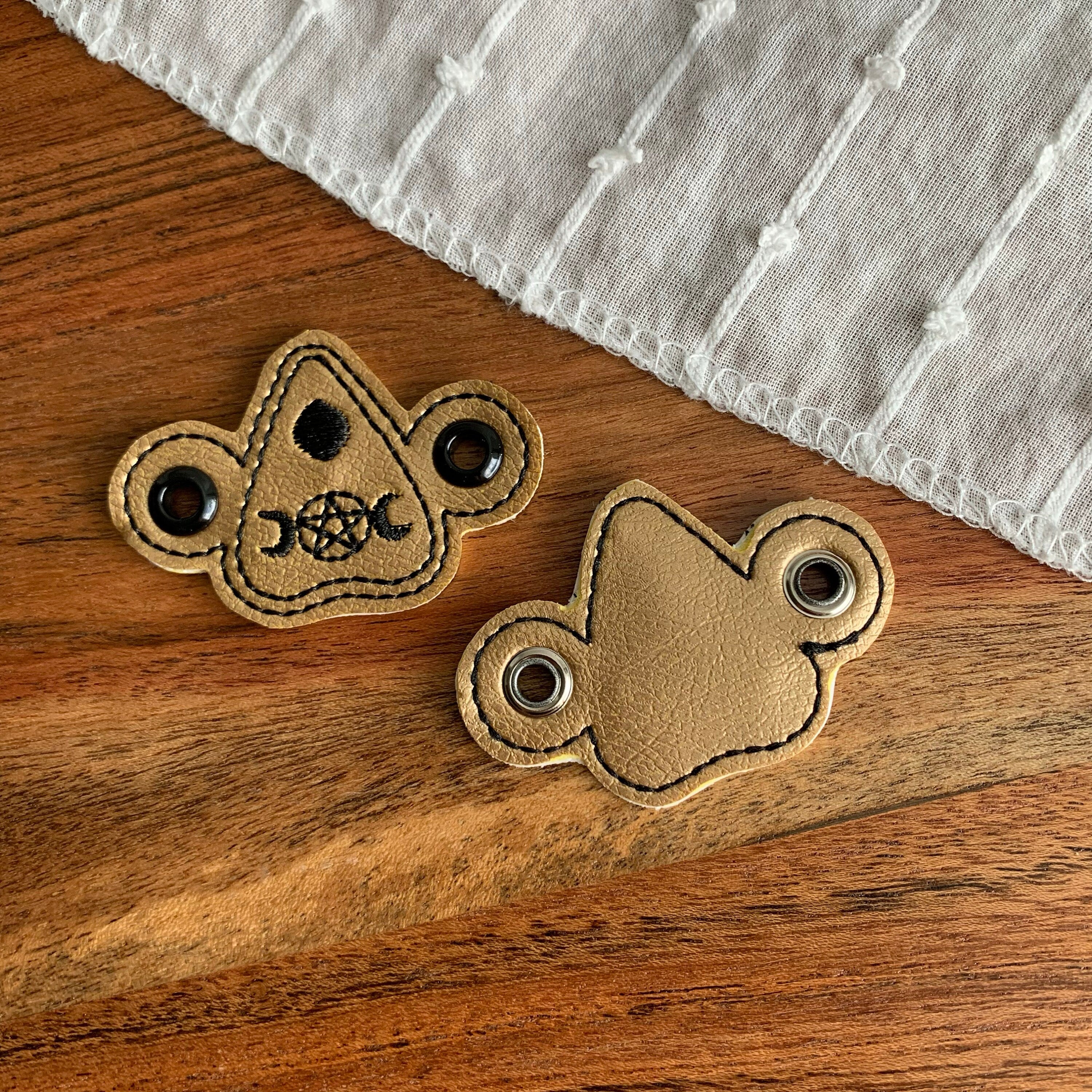 Planchette Shoe Charms