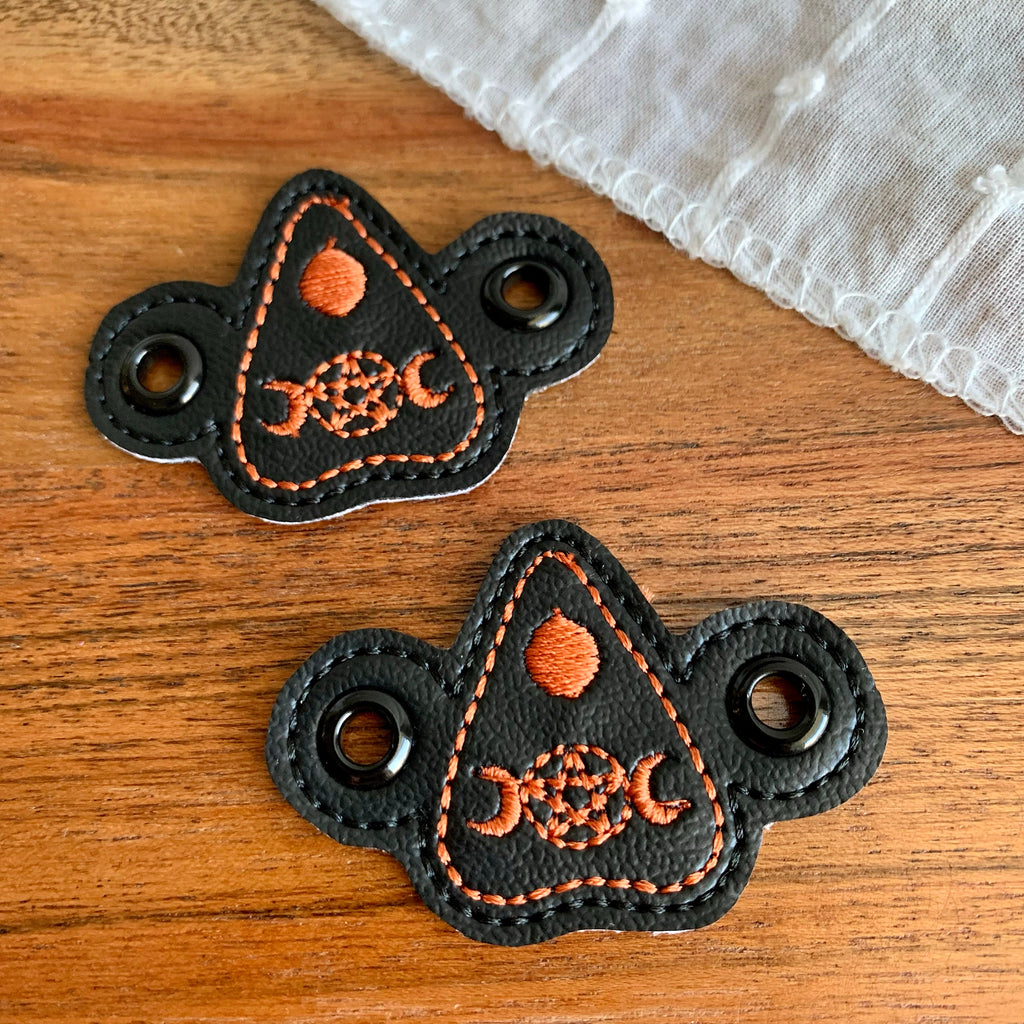 Plachette Shoe Charms